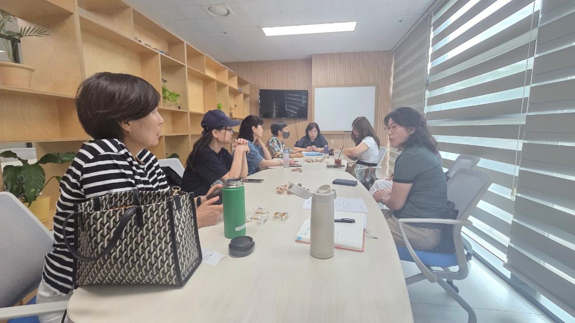 50%2B봉사단(인지놀이)커뮤니티_사진_20250614_1.jpg